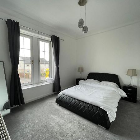 Premier 2 Bed Flat C Apartamento Broxburn Exterior foto
